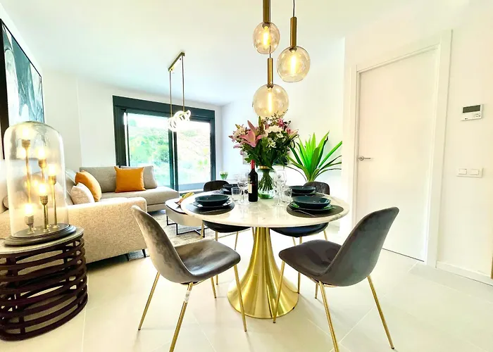 Escape In * פואנגירולה