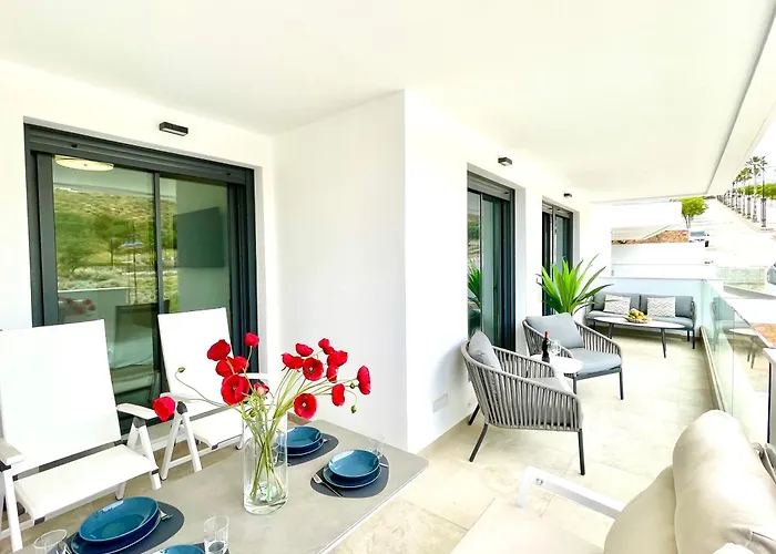 Escape In Apartment *