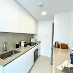 아파트 Escape In *
